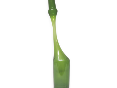 ART Bouteille verte rhum Negrita atypique déformée carafe vase vert 7x7x41